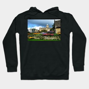 Tom Tower from Christchurch College Garden. Oxford, UK Hoodie